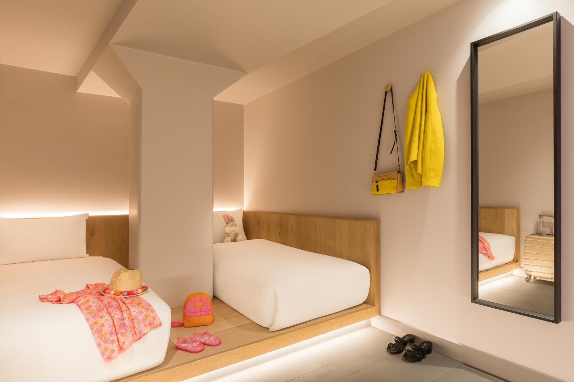 לונדון Zedwell Underground Hotel Tottenham Court Rd חדר תמונה