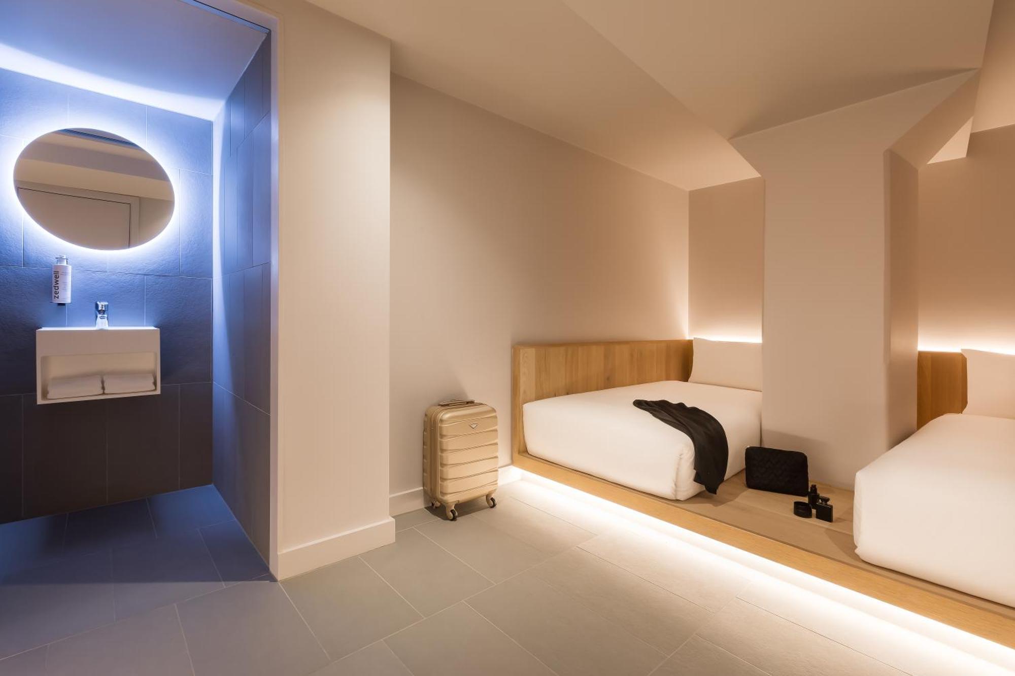 לונדון Zedwell Underground Hotel Tottenham Court Rd חדר תמונה