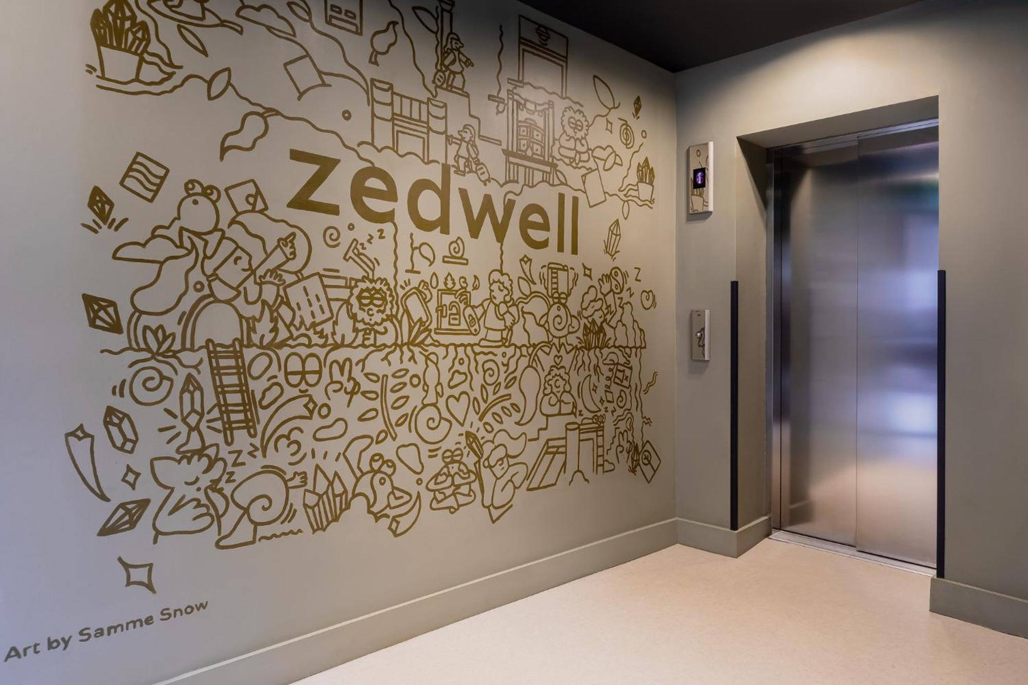 לונדון Zedwell Underground Hotel Tottenham Court Rd מראה חיצוני תמונה
